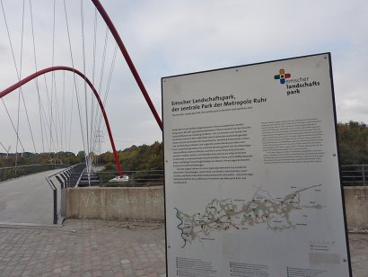 Doppelbogen-Hängebrücke