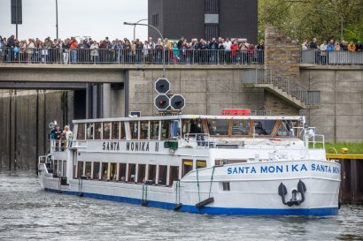 Rhein-Herne-Kanal-Rundfahrt auf der Santa Monika
